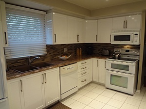 kitchen cabinets toronto